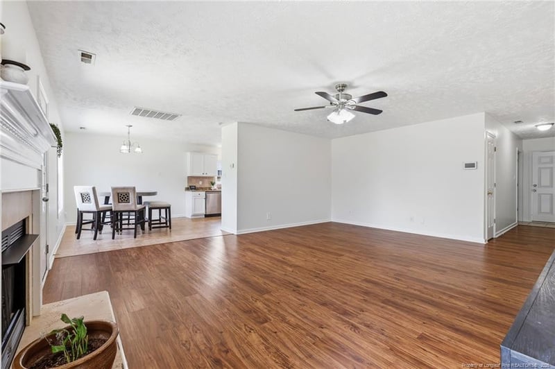 5808 Nessee St, Fayetteville, NC 28314