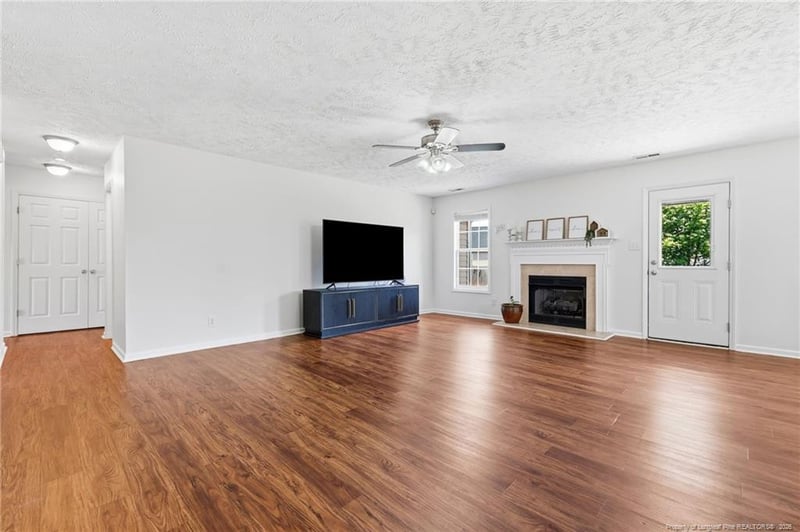 5808 Nessee St, Fayetteville, NC 28314