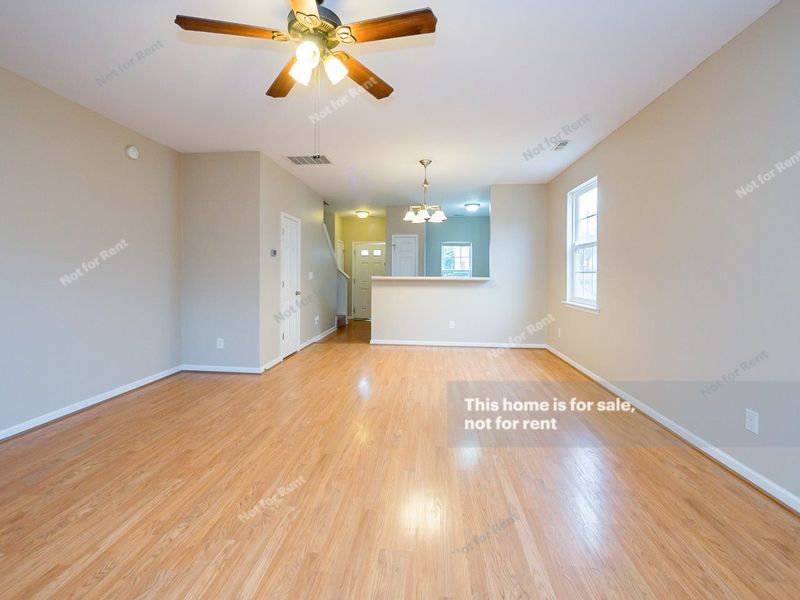 5808 Osprey Cove Dr, Raleigh, NC 27604