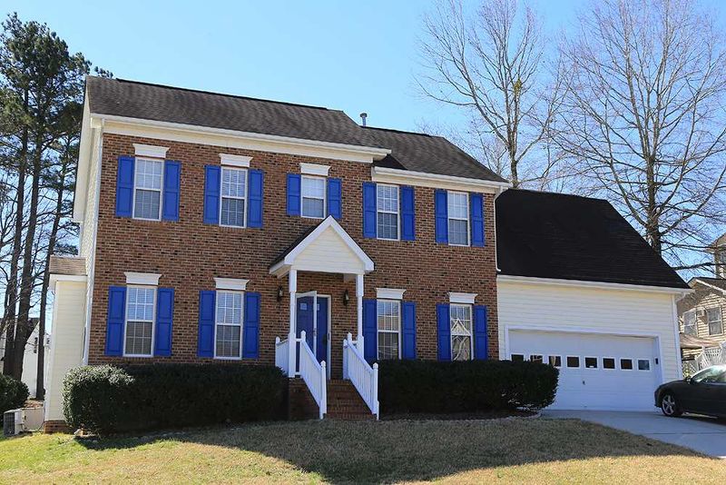 5808 Spirit Ct, Raleigh, NC 27610