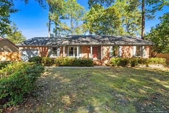 5808 Tuckertown Ln, Fayetteville, NC 28314