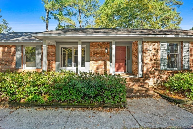 5808 Tuckertown Ln, Fayetteville, NC 28314