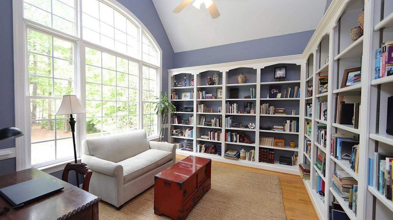 5808 Valley Mist Ct, Raleigh, NC 27613