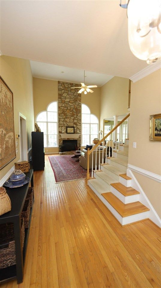 5808 Valley Mist Ct, Raleigh, NC 27613