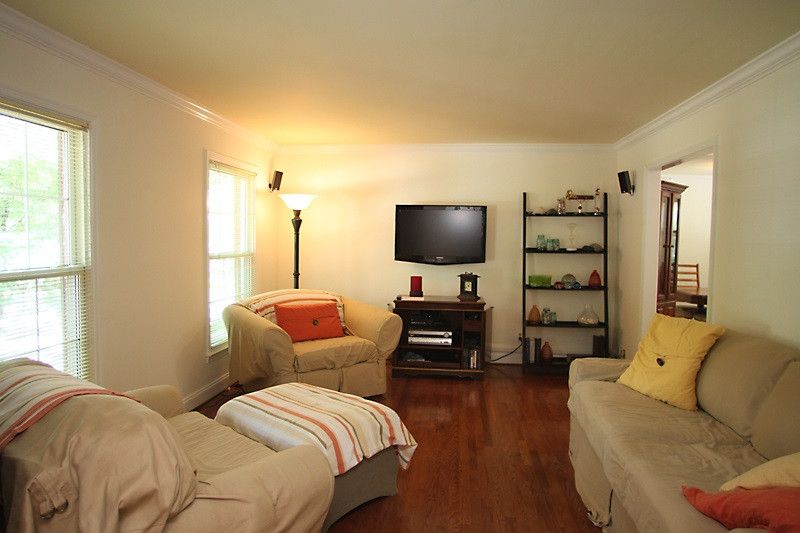 5809 Caledonia St, Raleigh, NC 27609