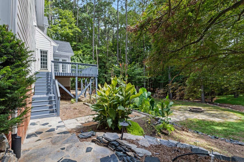 5809 Hawthorne Way, Raleigh, NC 27613