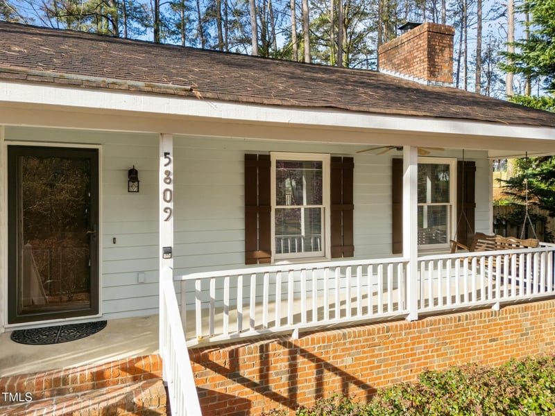 5809 Heatherbrook Cir, Raleigh, NC 27612