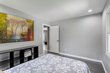 5809 Iris Lake Ct, Raleigh, NC 27604