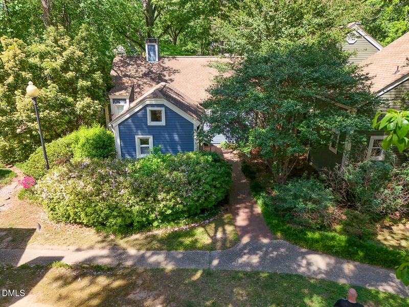 5809 Sentinel Dr, Raleigh, NC 27609