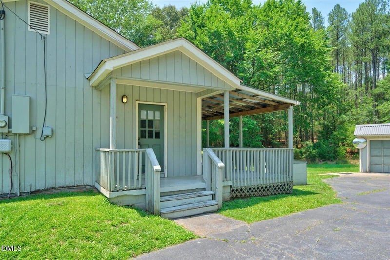 5809 Wake Forest Hw, Durham, NC 27703