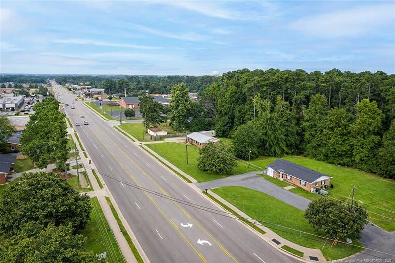 581 N Reilly Rd, Fayetteville, NC 28303