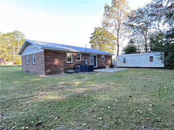 581 Reilly Rd, Fayetteville, NC 28303