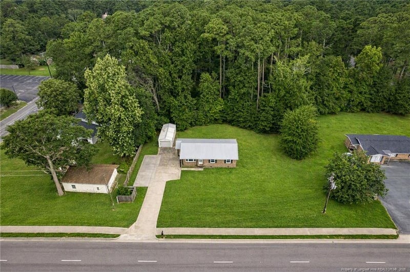 581 N Reilly Rd, Fayetteville, NC 28303