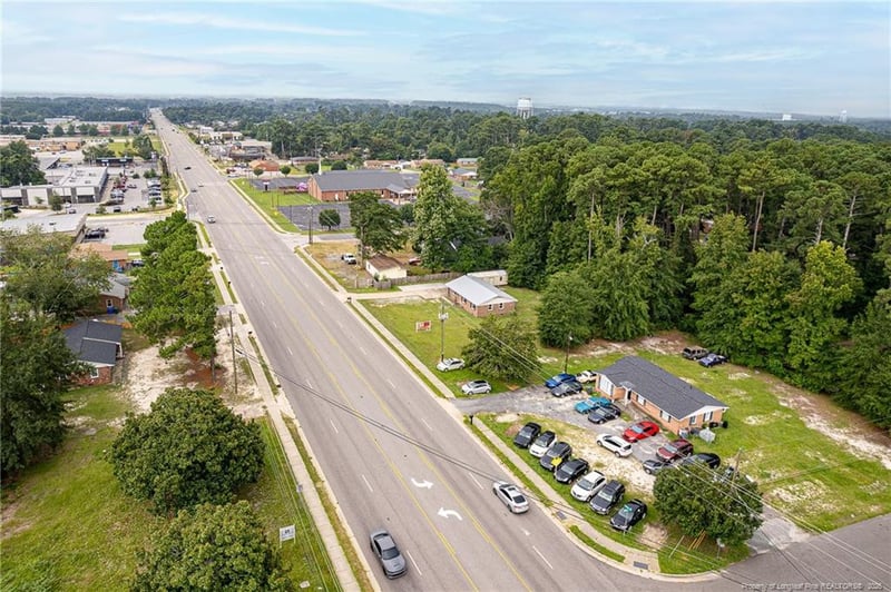 581 N Reilly Rd, Fayetteville, NC 28303