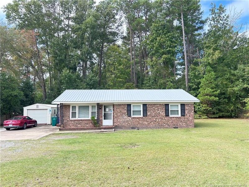 581 Reilly Rd, Fayetteville, NC 28303