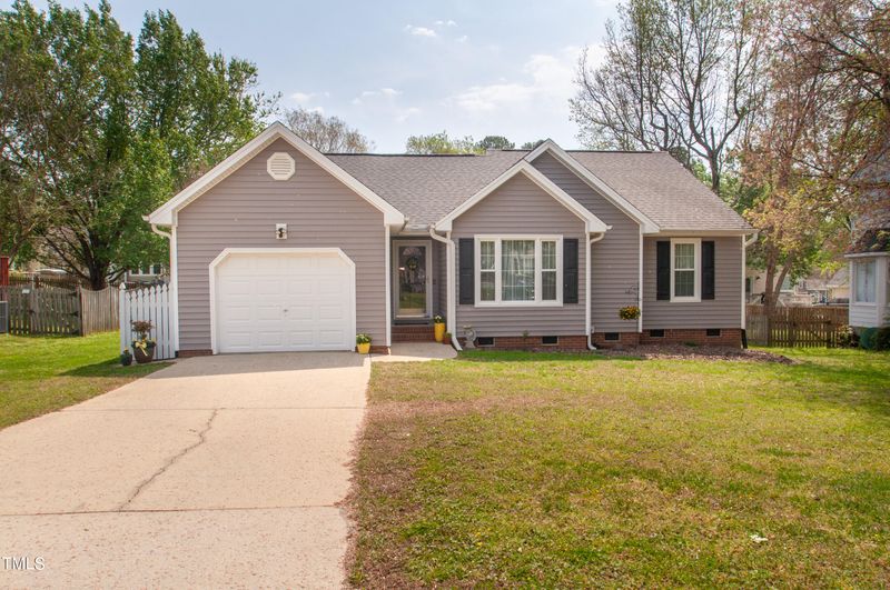5810 Forest Ridge Dr, Durham, NC 27713