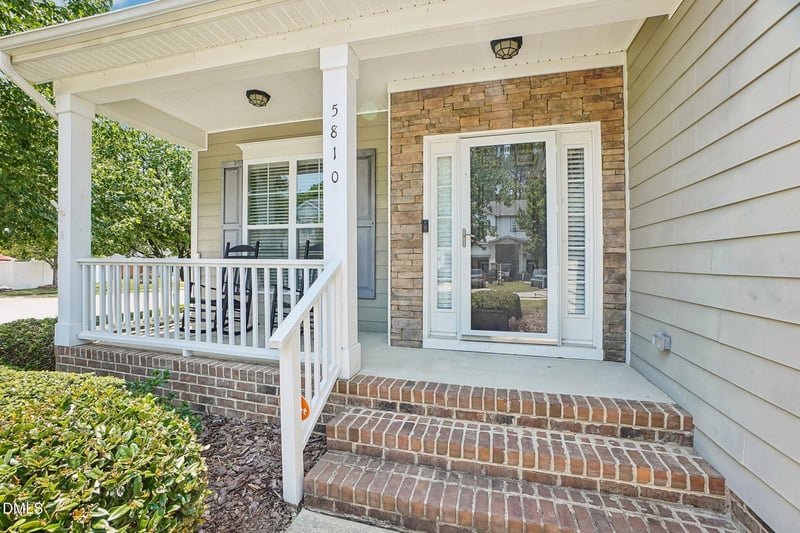 5810 Spring Glen Ln, Raleigh, NC 27616