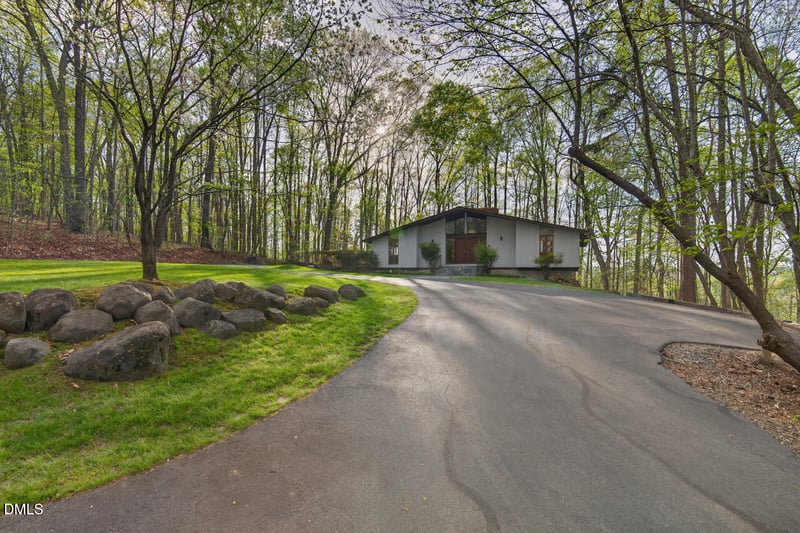 5811 Buck Quarter Rd, Hillsborough, NC 27278