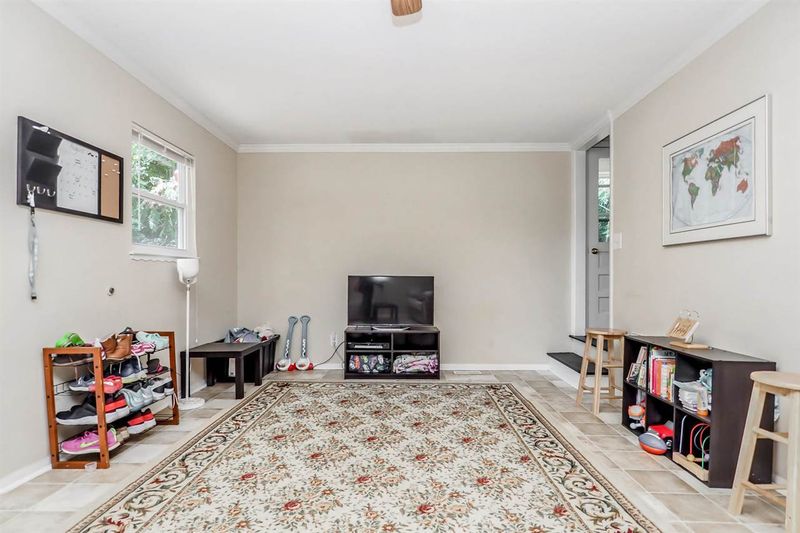 5811 Craig Rd, Durham, NC 27712