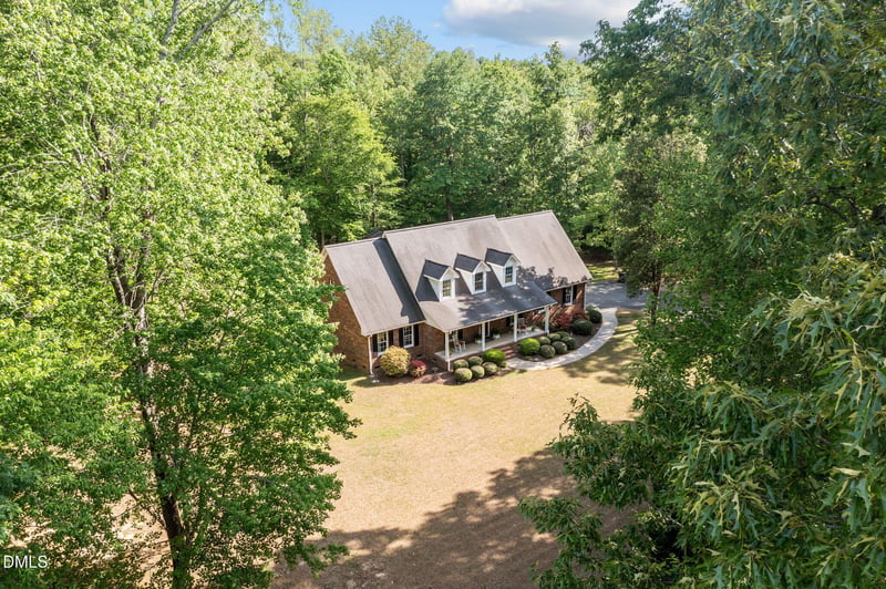 5812 Crimson Ct, Mebane, NC 27302