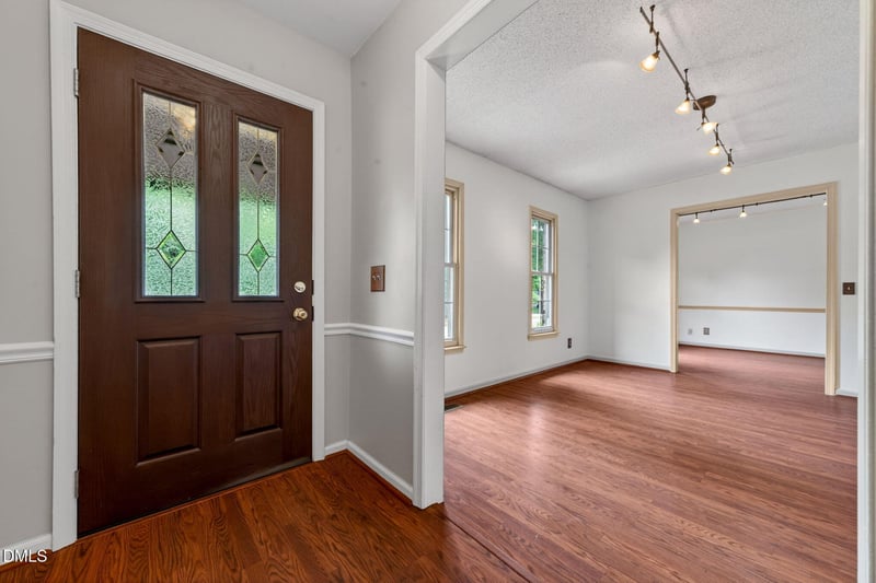 5812 Shamrock Rd, Durham, NC 27713