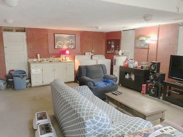 5813 Neuse St, Raleigh, NC 27610