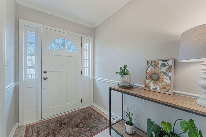 5813 Old Forge Cir, Raleigh, NC 27609