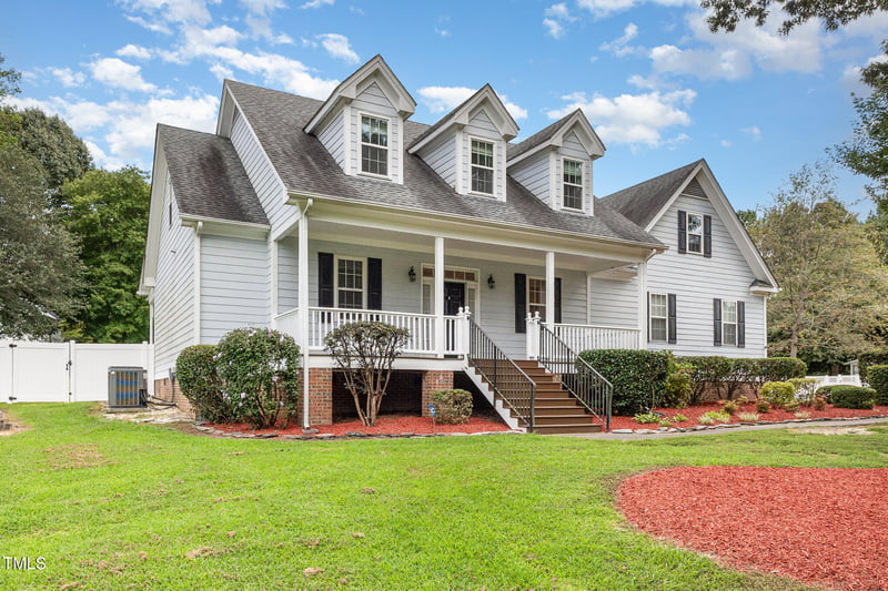 5813 Ranwick Ln, Raleigh, NC 27603