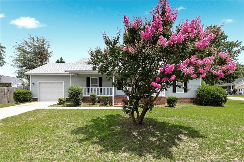 5816 Bloomsbury Dr, Fayetteville, NC 28306