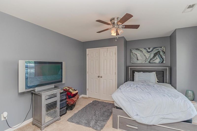 5816 Flat Fern Dr, Raleigh, NC 27610