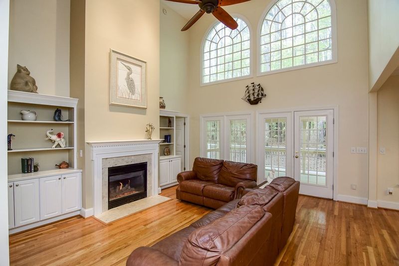 5816 Laurel Rock Ln, Raleigh, NC 27613