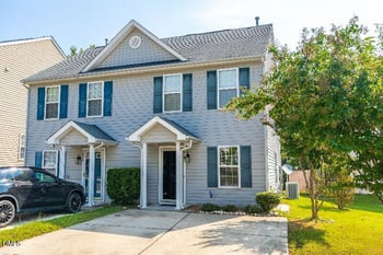 5816 Osprey Cove Dr, Raleigh, NC 27604