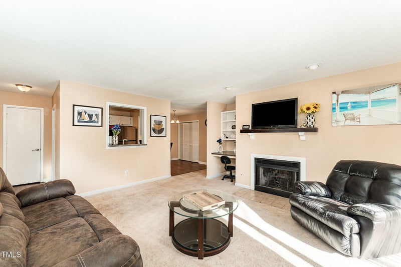 5816 Pointer Dr #102, Raleigh, NC 27609