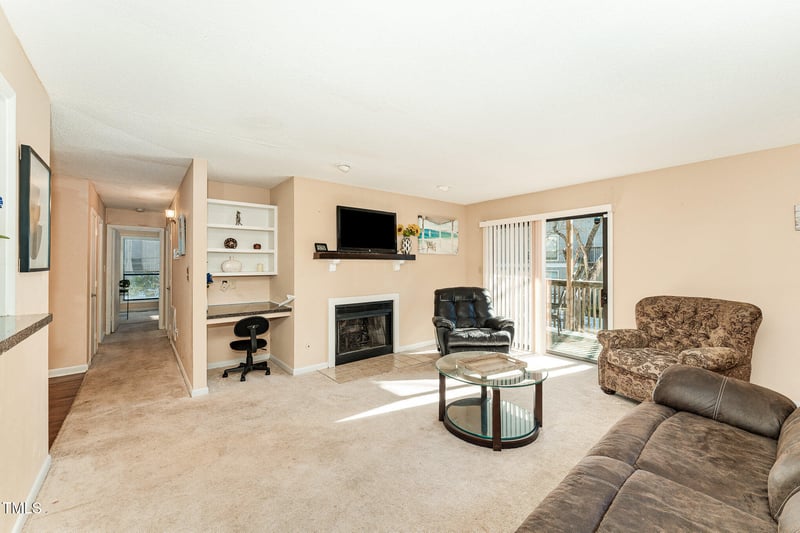 5816 Pointer Dr #102, Raleigh, NC 27609