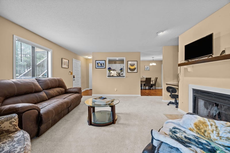 5816 Pointer Dr #102, Raleigh, NC 27609