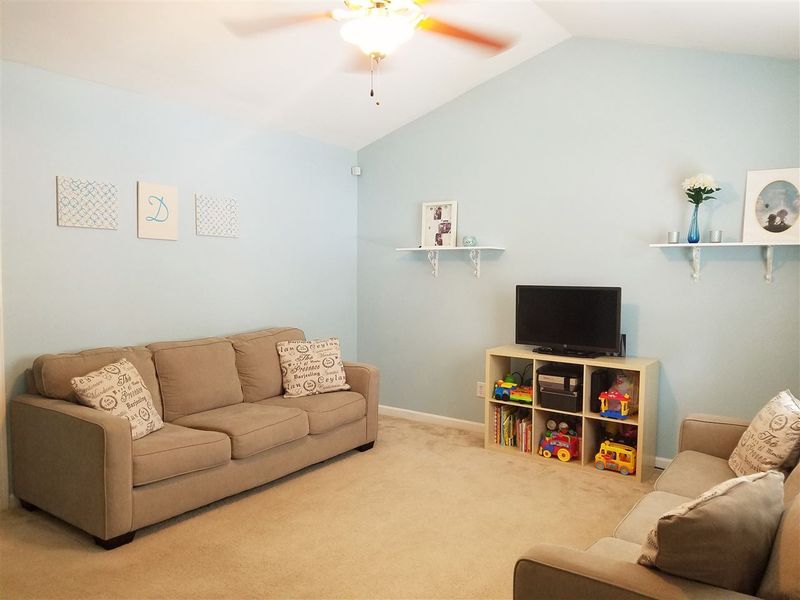 5816 Seward Dr, Knightdale, NC 27545
