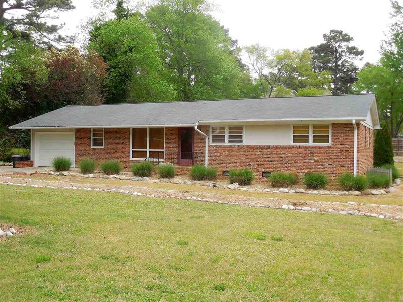 5816 Shawood Dr, Raleigh, NC 27609