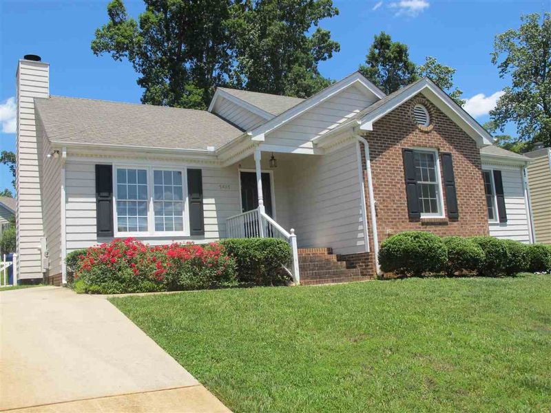 5816 Westborough Dr, Raleigh, NC 27612