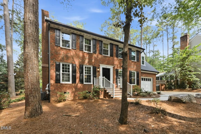 5817 Hedgemoor Dr, Raleigh, NC 27612