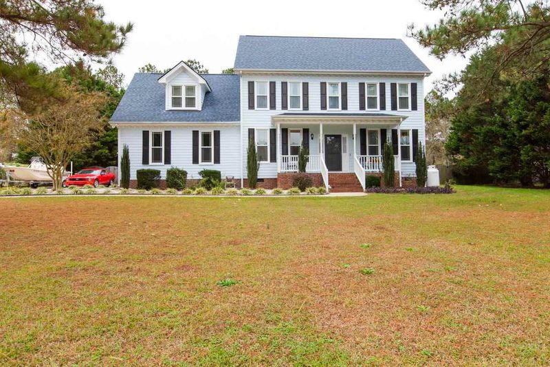 5817 Lunenburg Dr, Raleigh, NC 27603