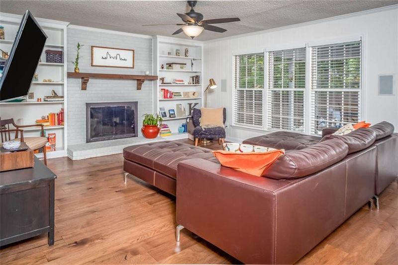 5817 Morning Forest Dr, Raleigh, NC 27609