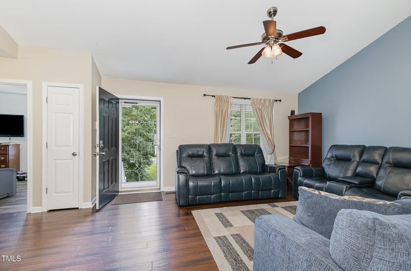 5817 Seward Dr, Knightdale, NC 27545