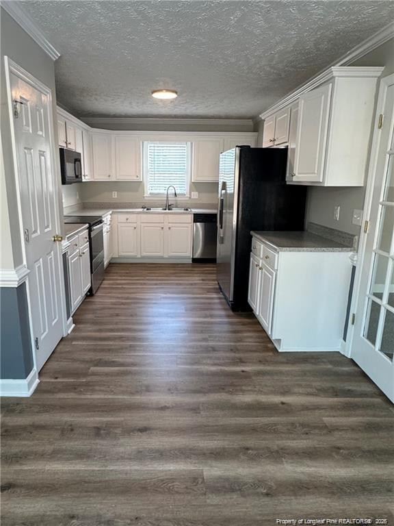 5818 Cherrystone Dr, Fayetteville, NC 28311