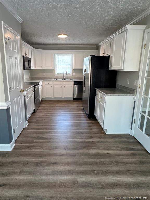 5818 Cherrystone Dr, Fayetteville, NC 28311