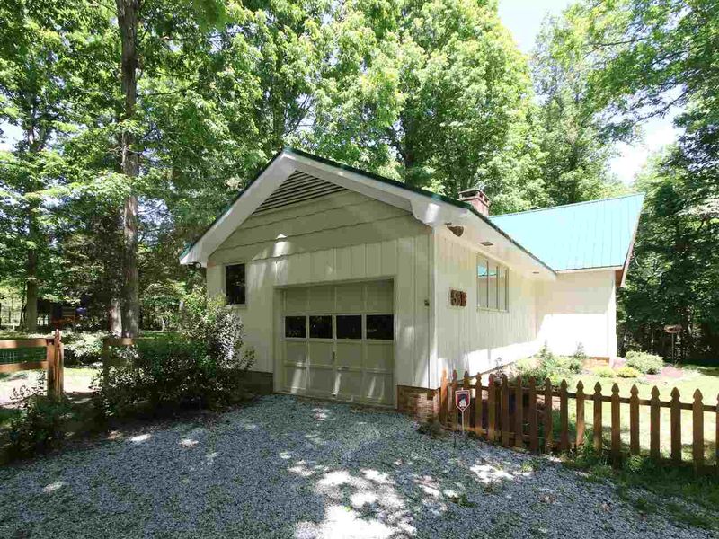 5818 Deerfield Rd, Hillsborough, NC 27278