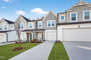 582 Barrington Row Ave, Zebulon, NC 27597