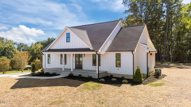 582 Harnett Central Rd, Fuquay Varina, NC 27526