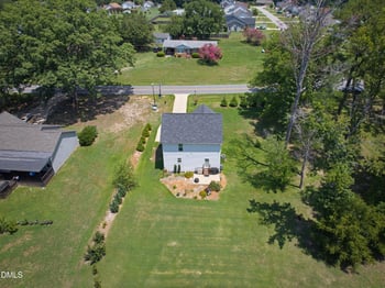 582 Roberts Rd, Willow Springs, NC 27592