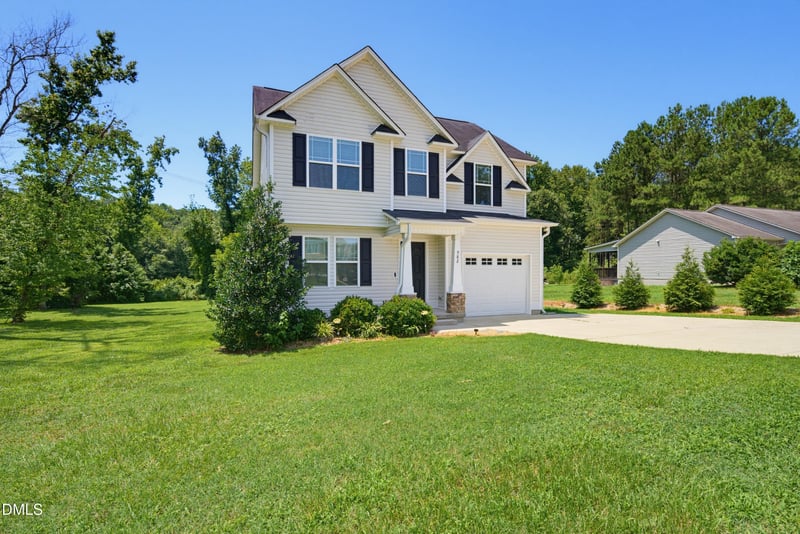 582 Roberts Rd, Willow Springs, NC 27592