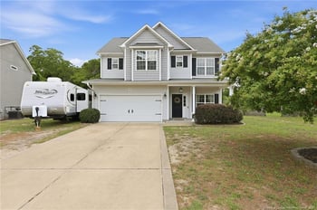 5820 Crepe Myrtle Dr, Hope Mills, NC 28348